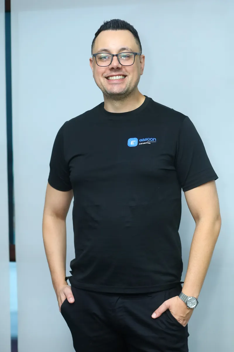 Retrato de Fábio, sócio da Eascon